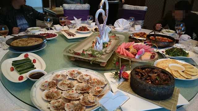 ハイコウ市のホテル内のレストラン