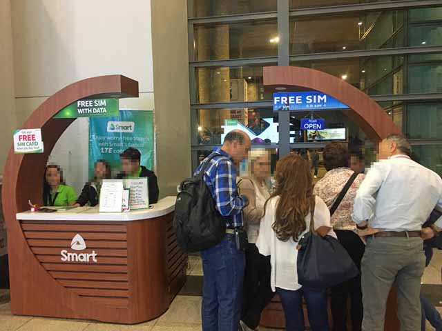 「Globe」と「Smart」のカウンター