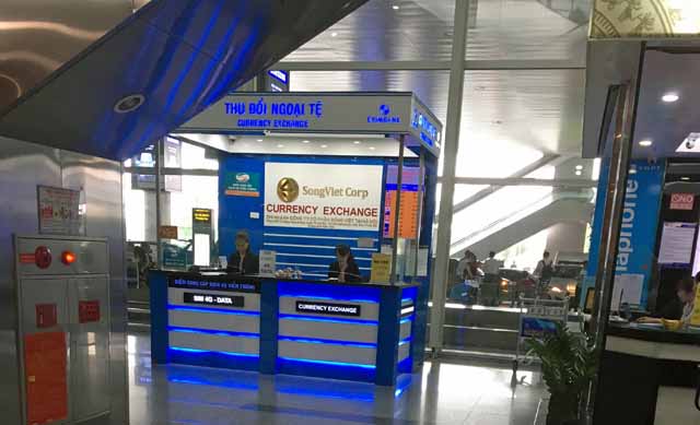 ハノイ・ノイバイ空港でプリペイドSIMカードが買えるEXIMBANK